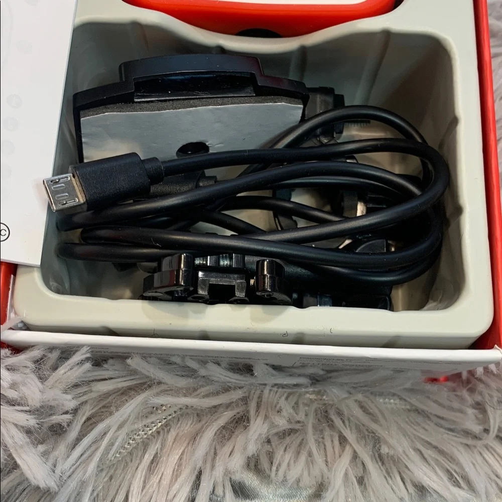 🌹Polaroid Red and White iD757 Digital Action Camera - Open Box
